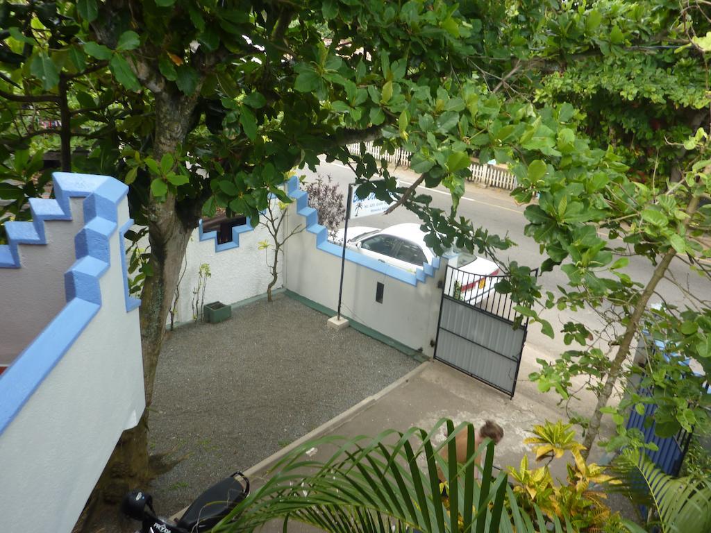 Blue Ocean Villa Hikkaduwa Extérieur photo